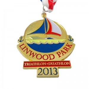 Módní design 3D Metal Sports Medaile a Trophies Vlastní duathlon triatlon běžící zlatá medaile s stuhou